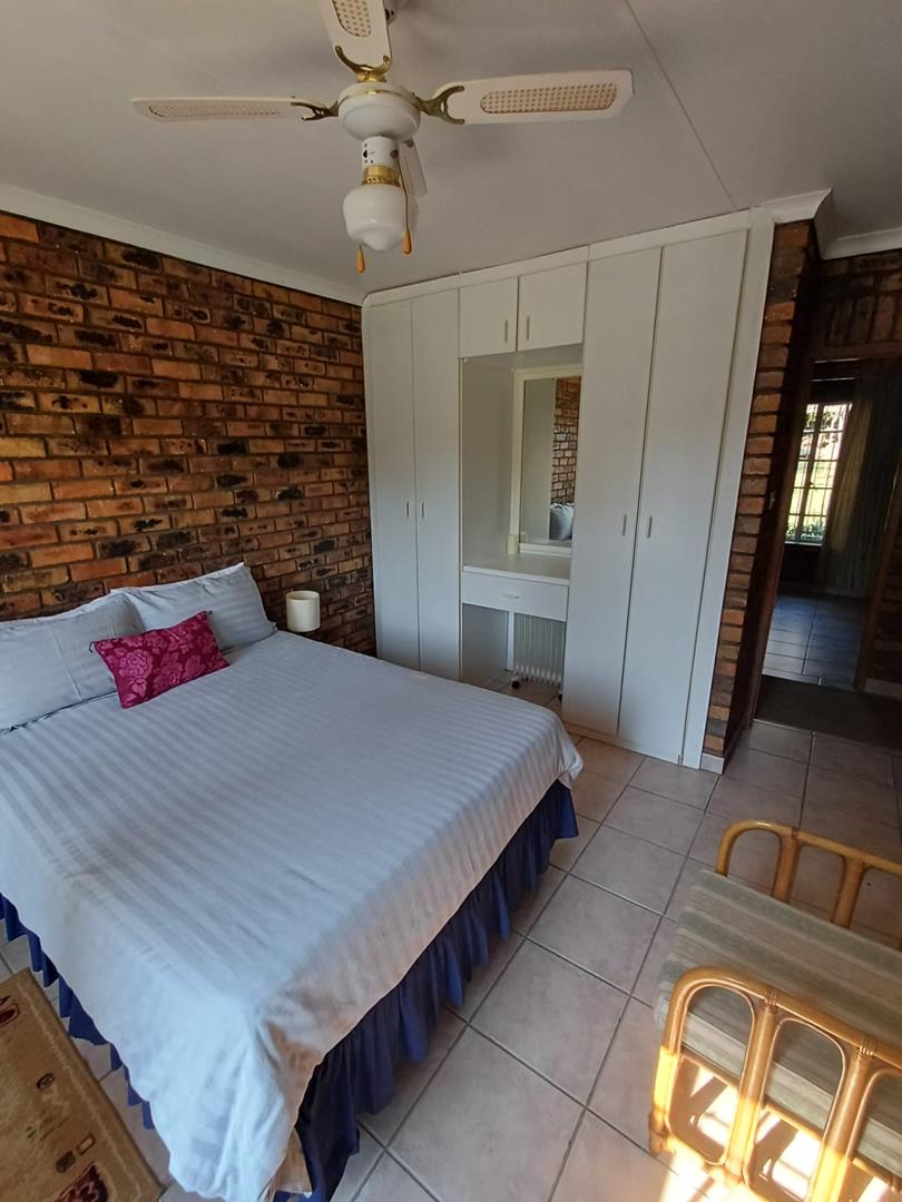 9 Bedroom Property for Sale in Willow Grange Free State
